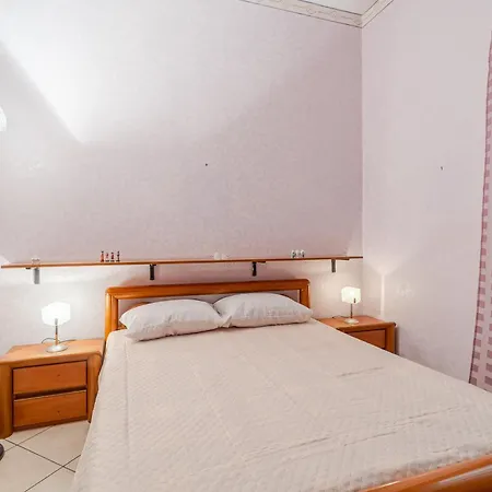 Apartment Olimpia's *